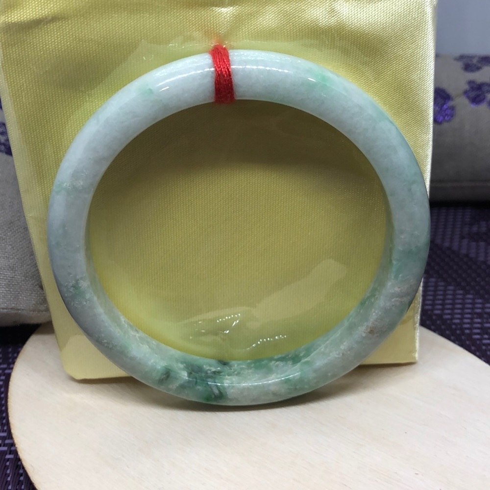 58.3mm Milky white and green jade bangle